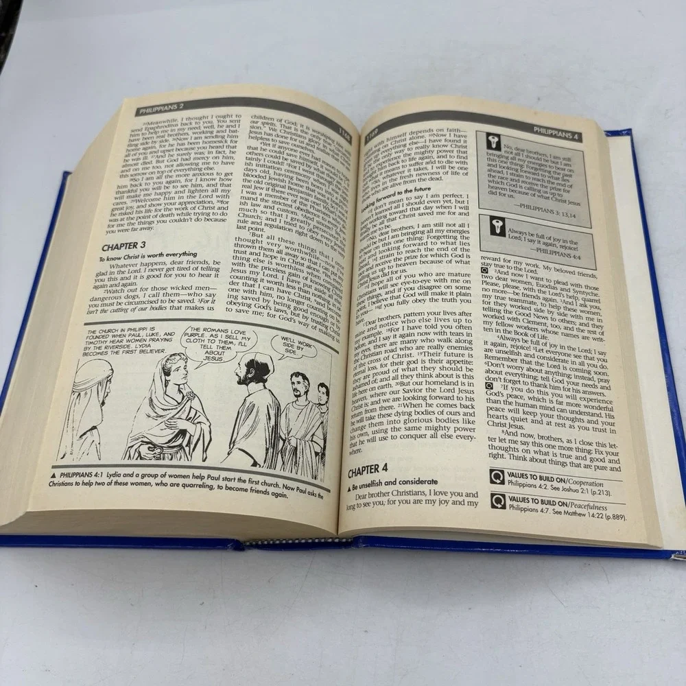 Vintage The Illustrated Bible Living Values Edition Student Blue Hardcover 1990